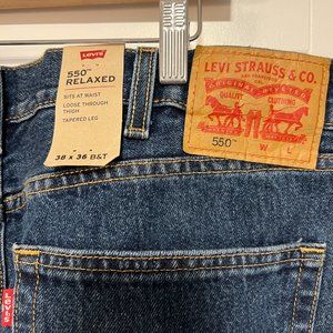NWT Levi's 550 Relaxed fit 38x36